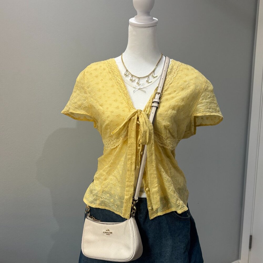 100% COTTON V-NECK ENGLISH EMBROIDERY BOWKNOT BLOUSE